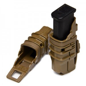 PORTA CARGADOR FASTMAG PARA PISTOLA COLOR TAN.