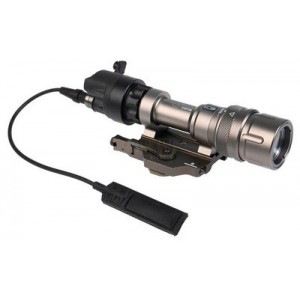 LINTERNA TÁCTICA M952V 380 TAN LUMENS ELEMENT