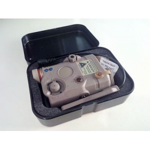 AN/PEQ -15 FMA NEGRO CON LINTERNA Y LÁSER VERDE