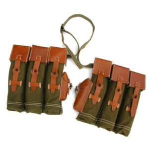StG 44 magazine pouches with leather flaps -...