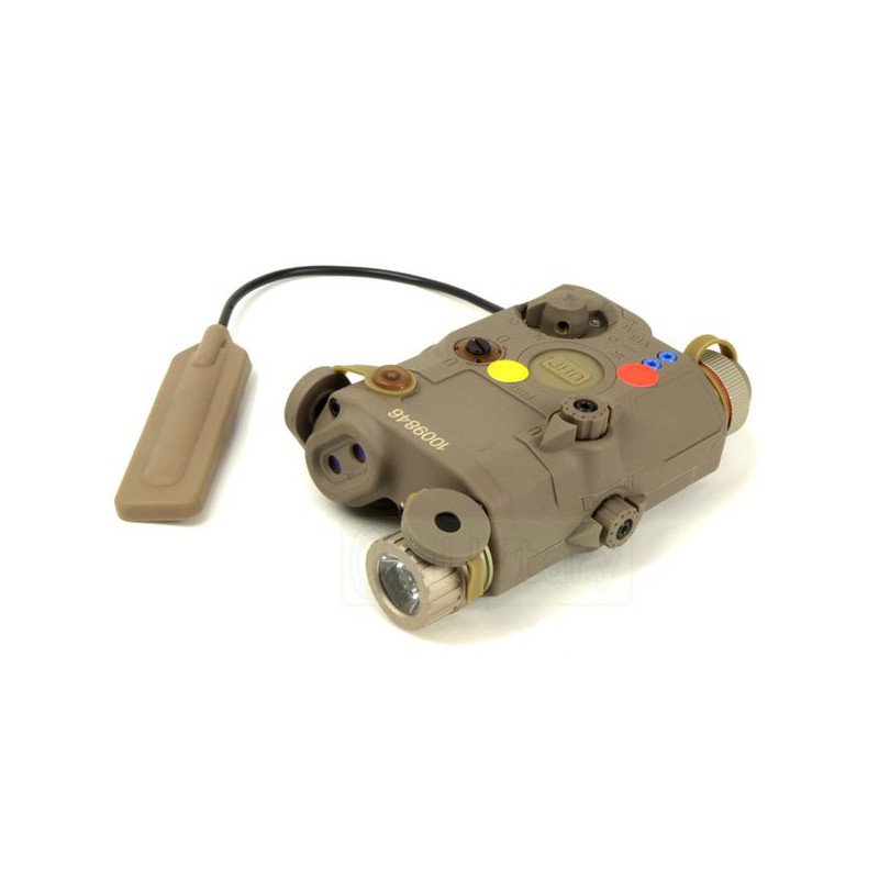AN/PEQ-15 LASER ROJO Y LINTERNA TAN ELEMENT